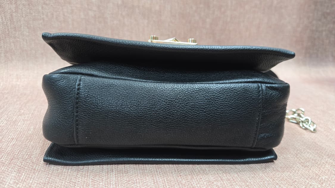 엠포리오 아르마니 체인 가죽숄더백 크로스백 상품이미지5