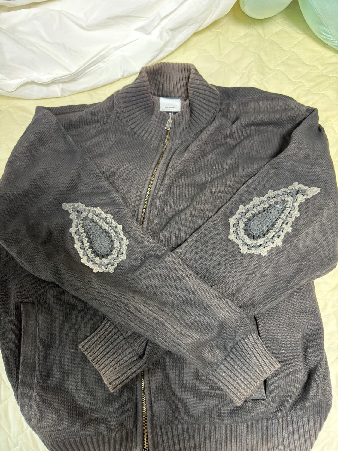 3) 폴리테루 트랙 니트 집업 차콜 상품이미지1