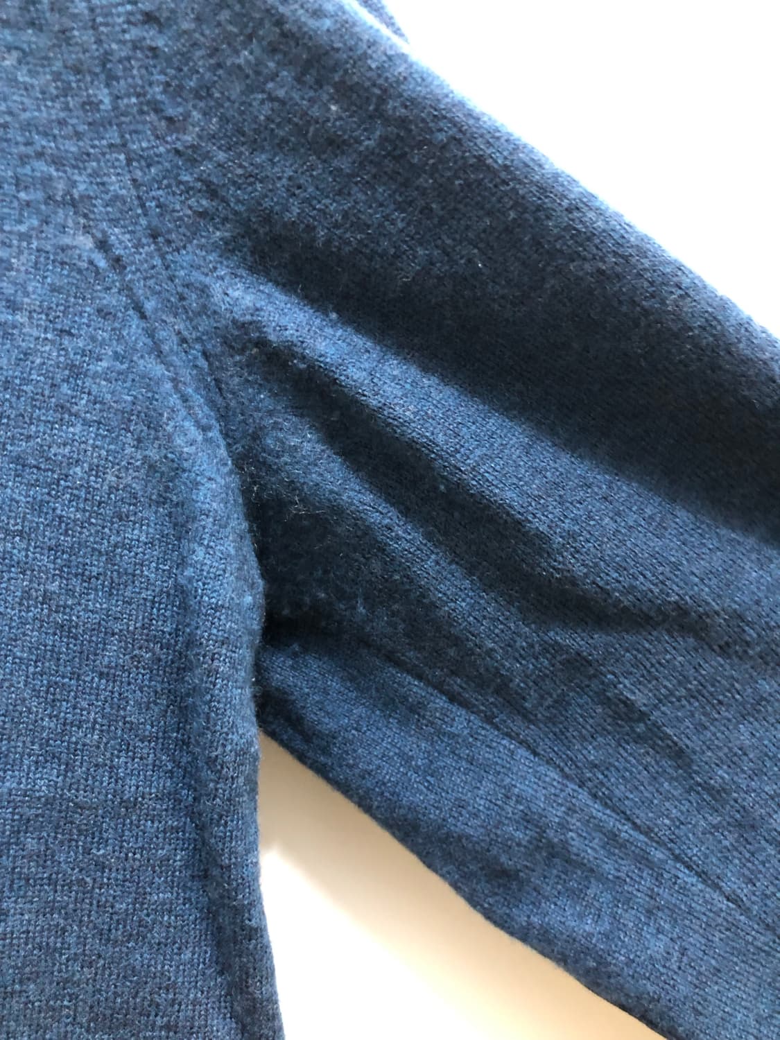 [S] 마르지엘라 엘보우 패치 가디건 블루 상품이미지10