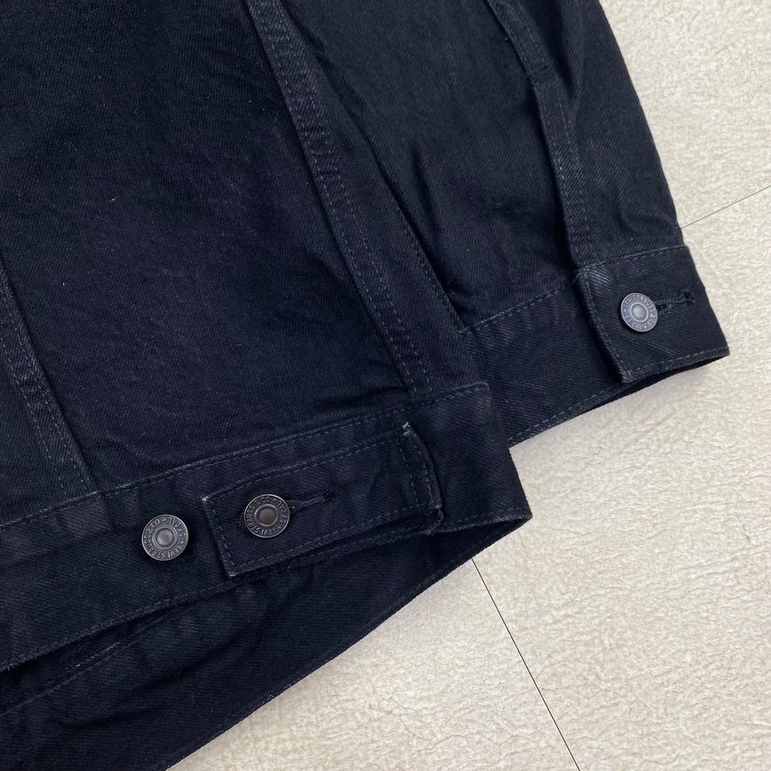 리바이스 레드 탭 흑청 데님 트러커 자켓 (105) 상품이미지7