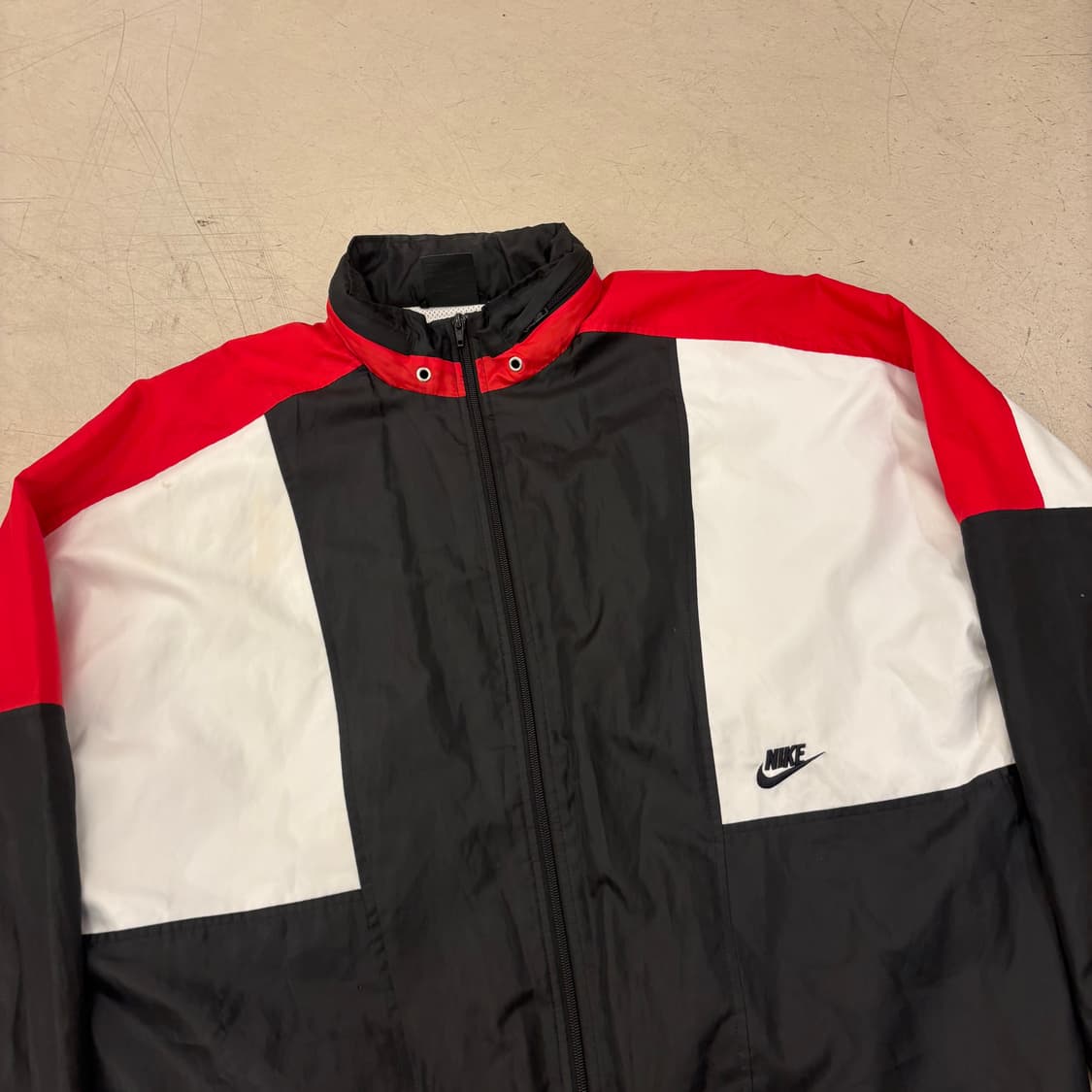 나이키 퓨추라 컬러블럭 바람막이 상품이미지2