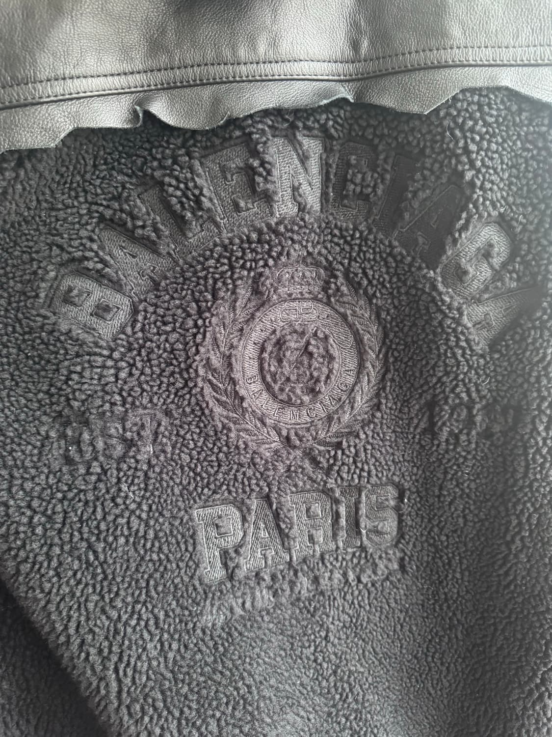 발렌시아가 컬리지 버팔로 후드자켓 상품이미지3