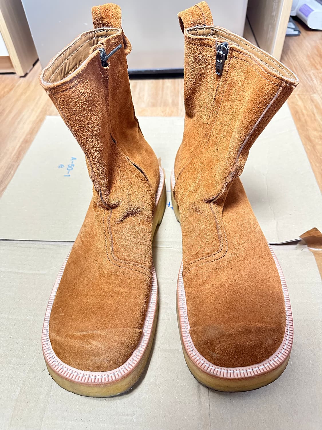 아더에러 브라운 스웨이드 부츠 상품이미지2