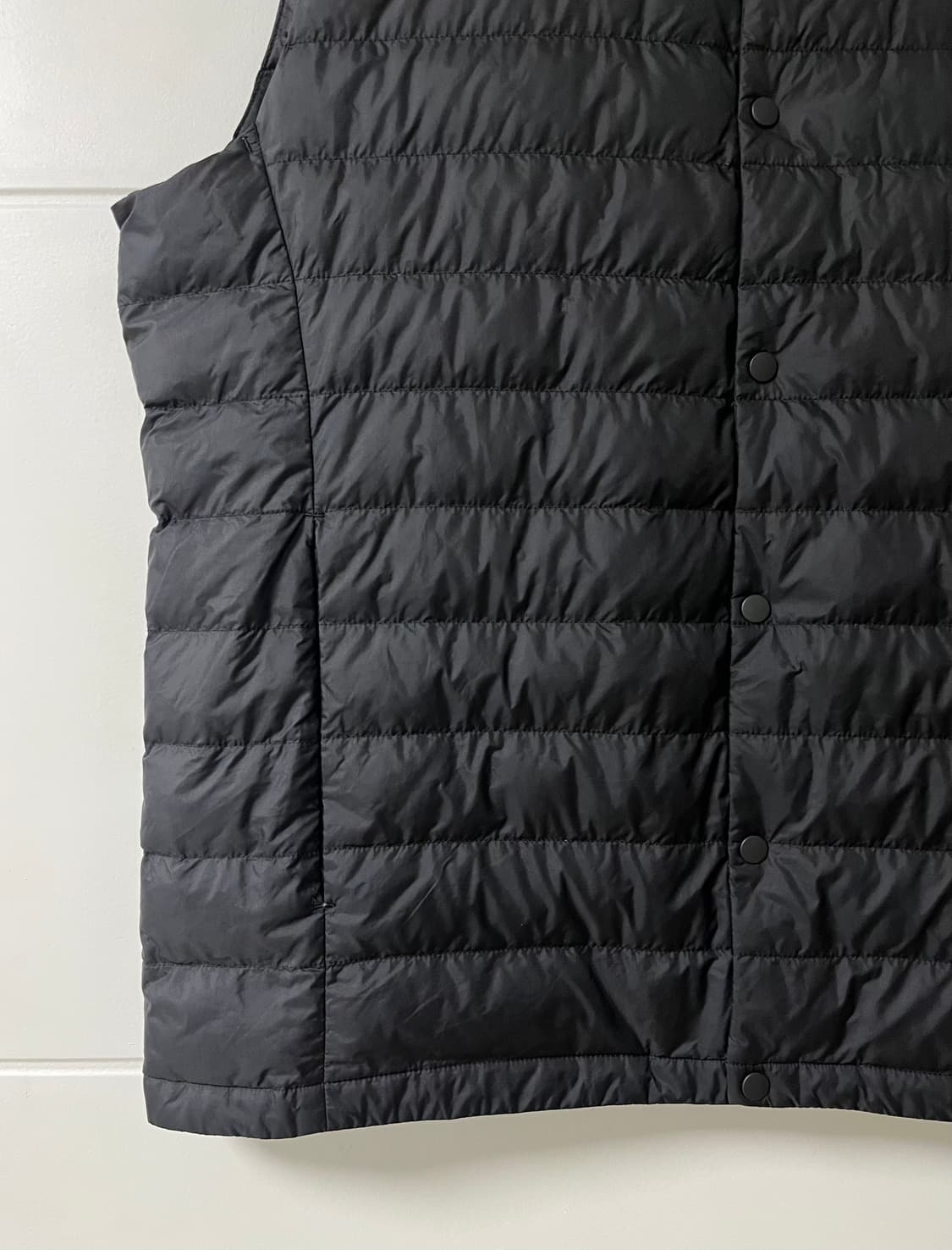 유니클로 경량 패딩 조끼 울트라 상품이미지5