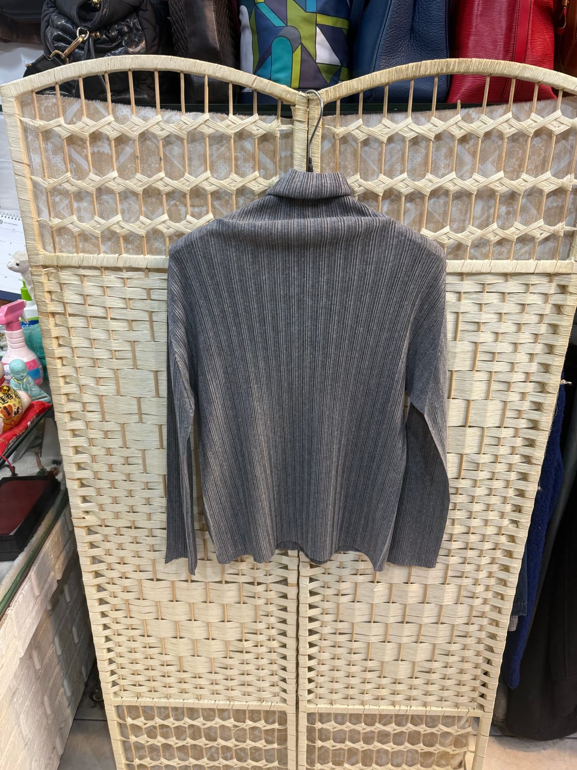 3/66 정품 플리츠플리즈 팝니다 상품이미지4