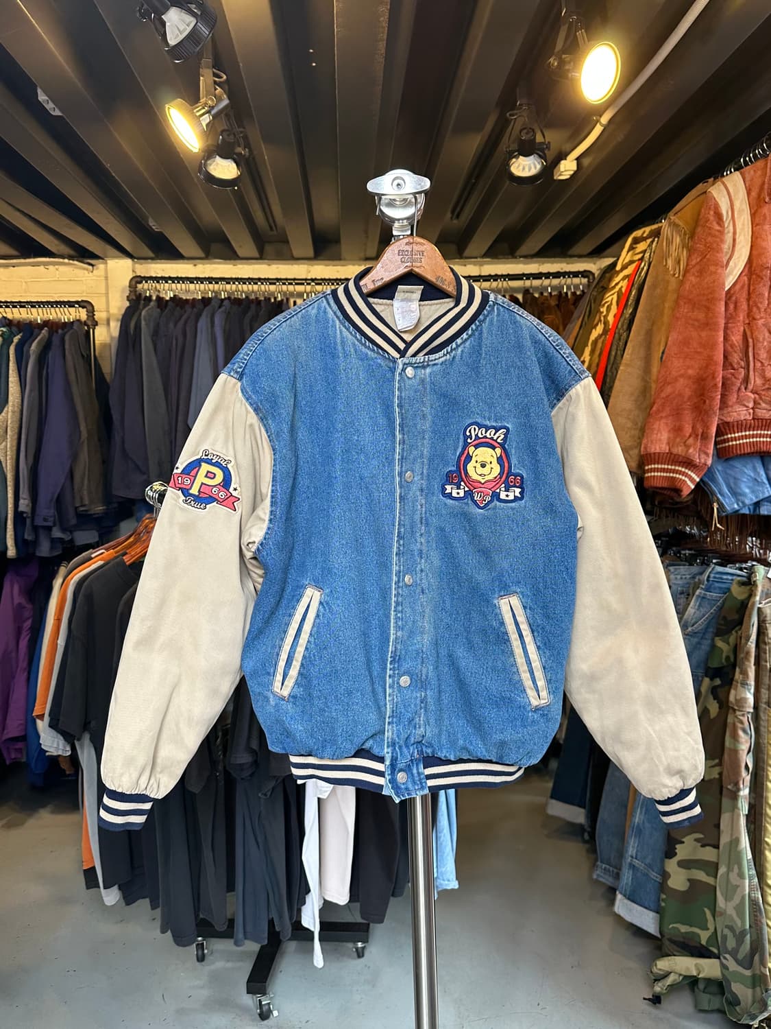 디즈니 푸 Pooh 데님 바시티 자켓 상품이미지1