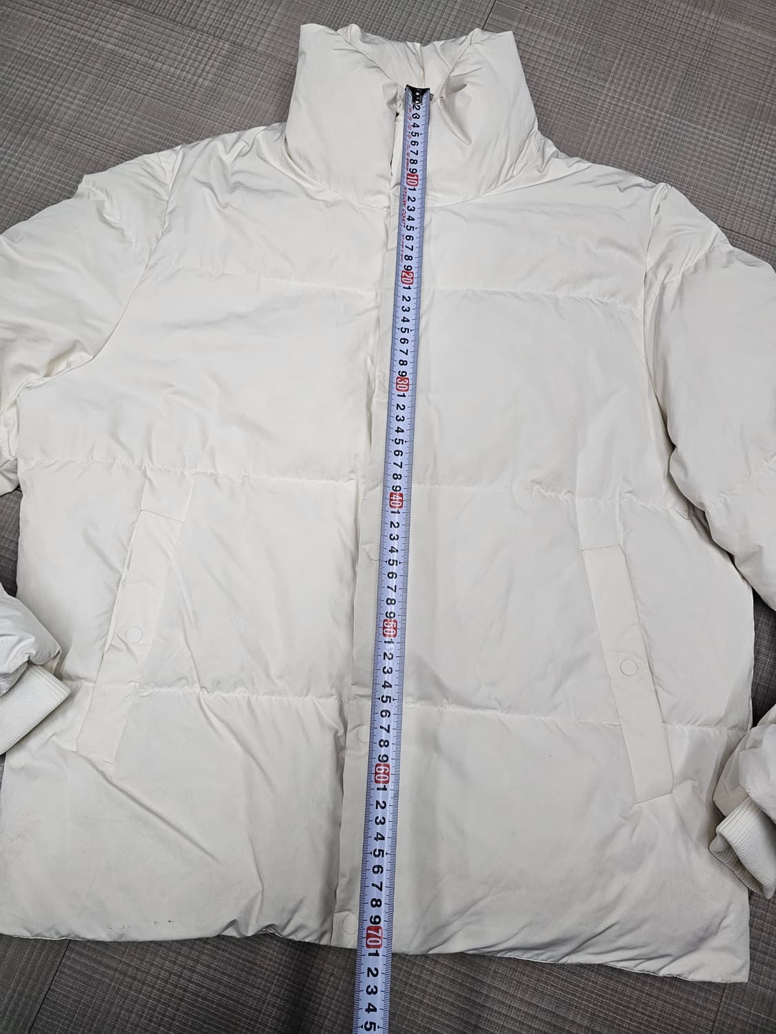 COS 코스 아이보리 푸퍼 헤비다운 상품이미지3