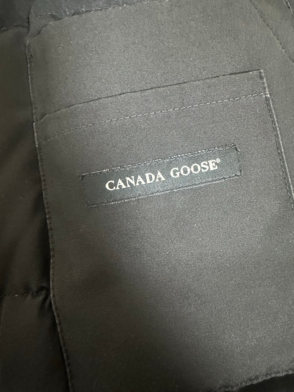 캐나다구스 패딩조끼 상품이미지5