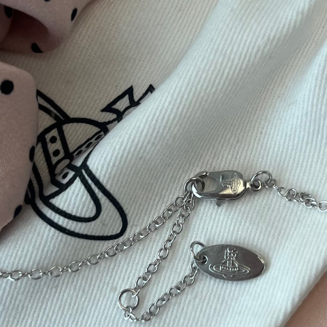 비비안웨스트우드 옥타비에 펜던트 목걸이 핑크 상품이미지5