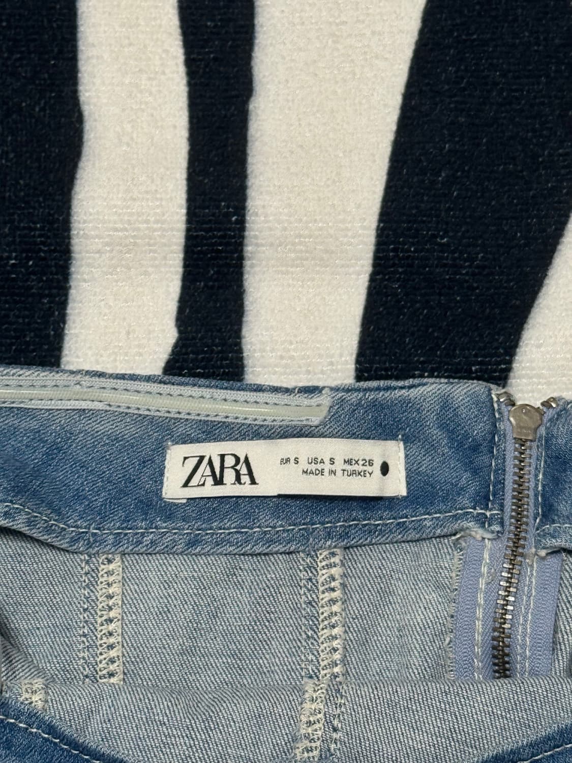 자라 데님탑 상품이미지3