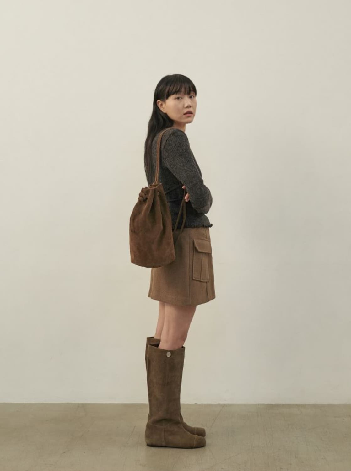 아우로 스웨이드 백 상품이미지4