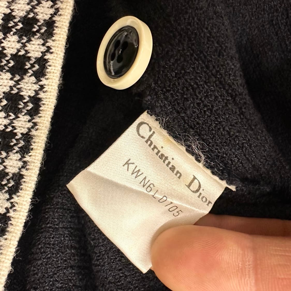 크리스찬 디올 1990‘s  블랙 배색 브이넥 가디건 상품이미지4