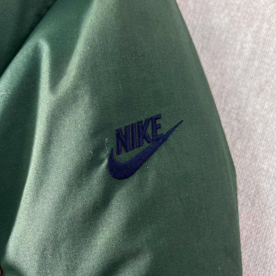 105 나이키 90s 삼나스포츠 리버시블 덕다운 패딩 상품이미지6