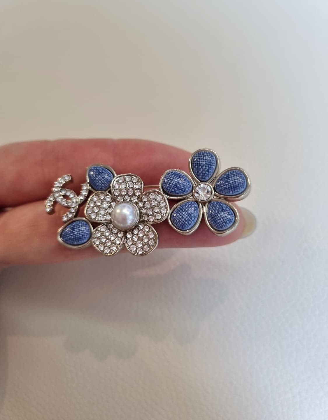 샤넬 데님풍플라워&스왈 CC로고 브로치 업사이클링 상품이미지3