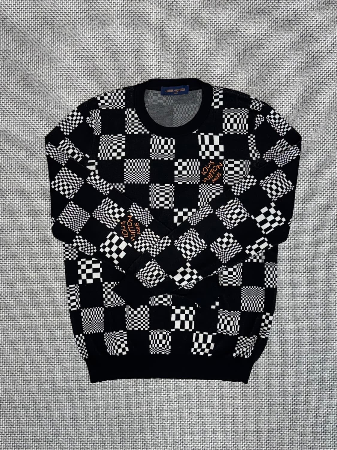 루이비통 다미에 크루넥 체크 니트 상품이미지1