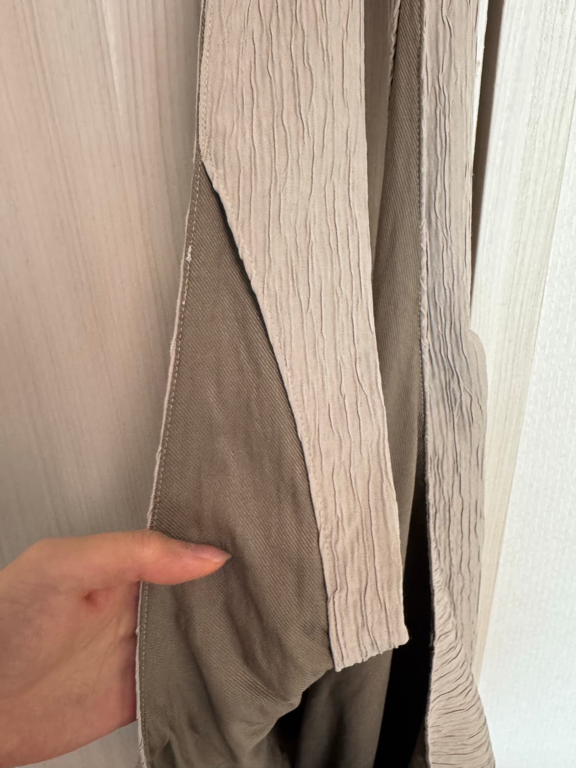 러드 adapt crinkle bag beige 상품이미지7