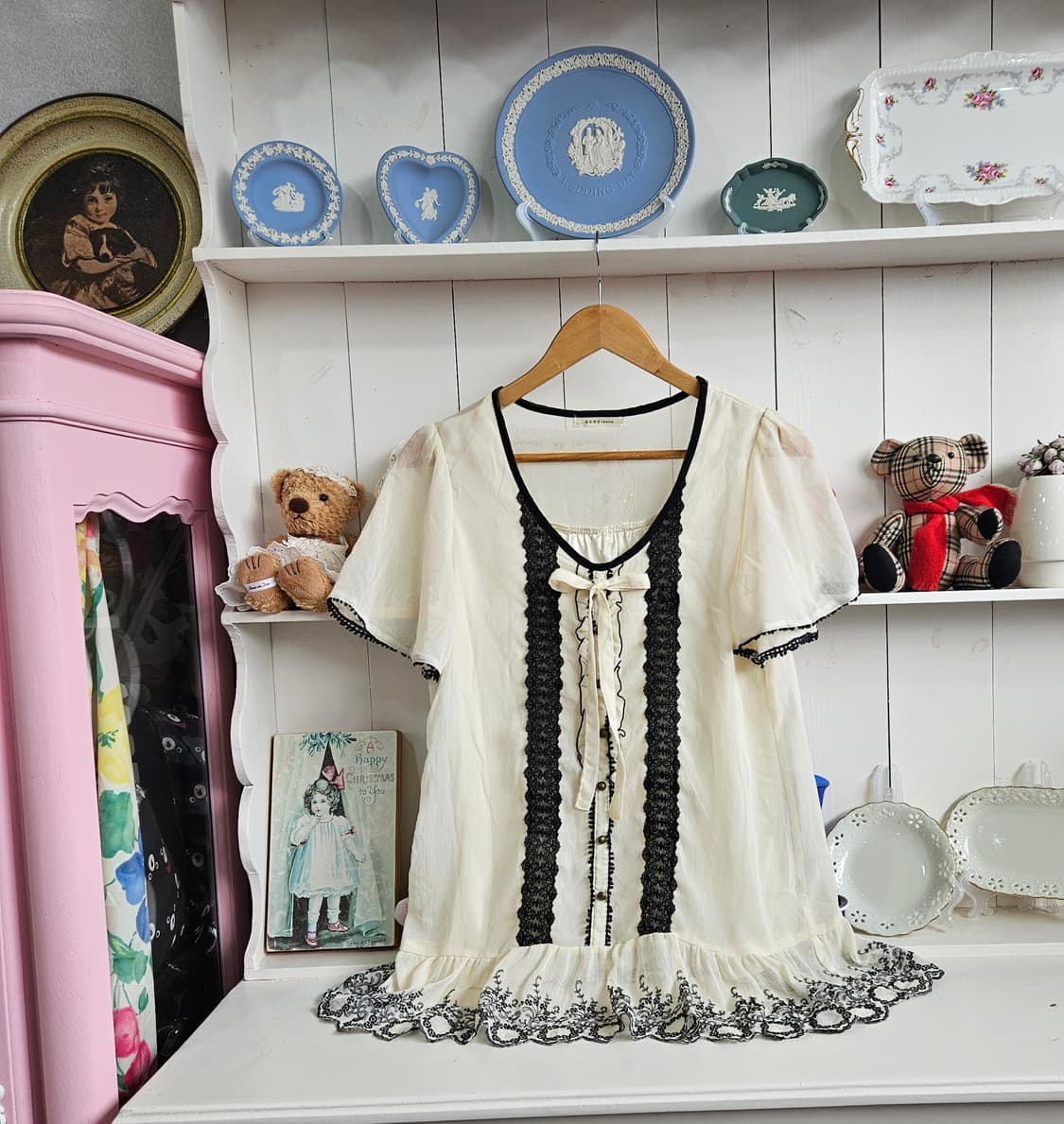 0327(axes femme) 레이스 리본 쉬폰 블라우스 상품이미지1