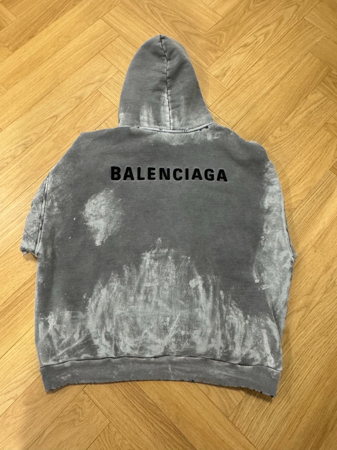 발렌시아가 백로고 후드 상품이미지2