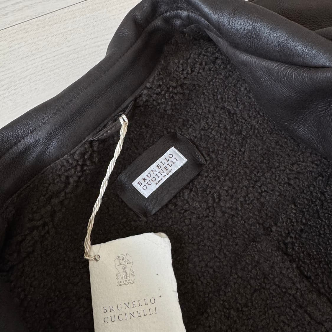 [명작,미사용] 브루넬로 쿠치넬리 최고급 쉽스킨 무통 무스탕 필드 자켓 상품이미지9