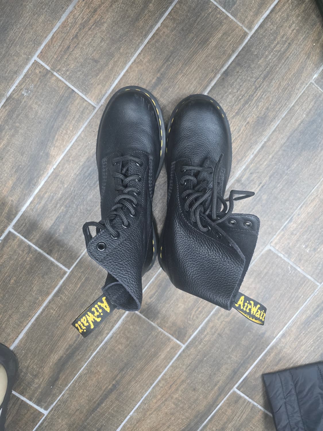 닥터마틴 레더 부츠  상품이미지1