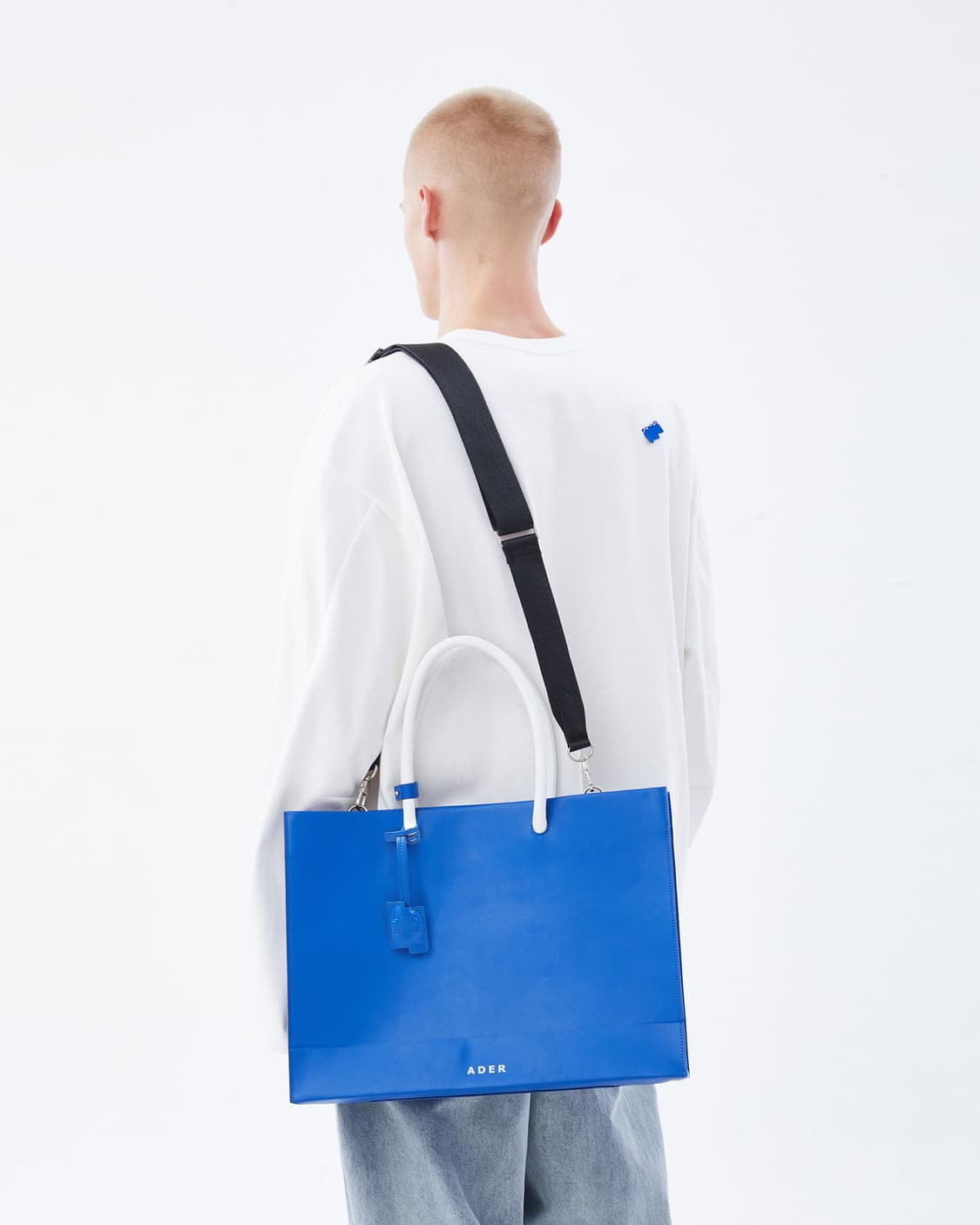 아더에러 쇼퍼백 와이드 블루 상품이미지1