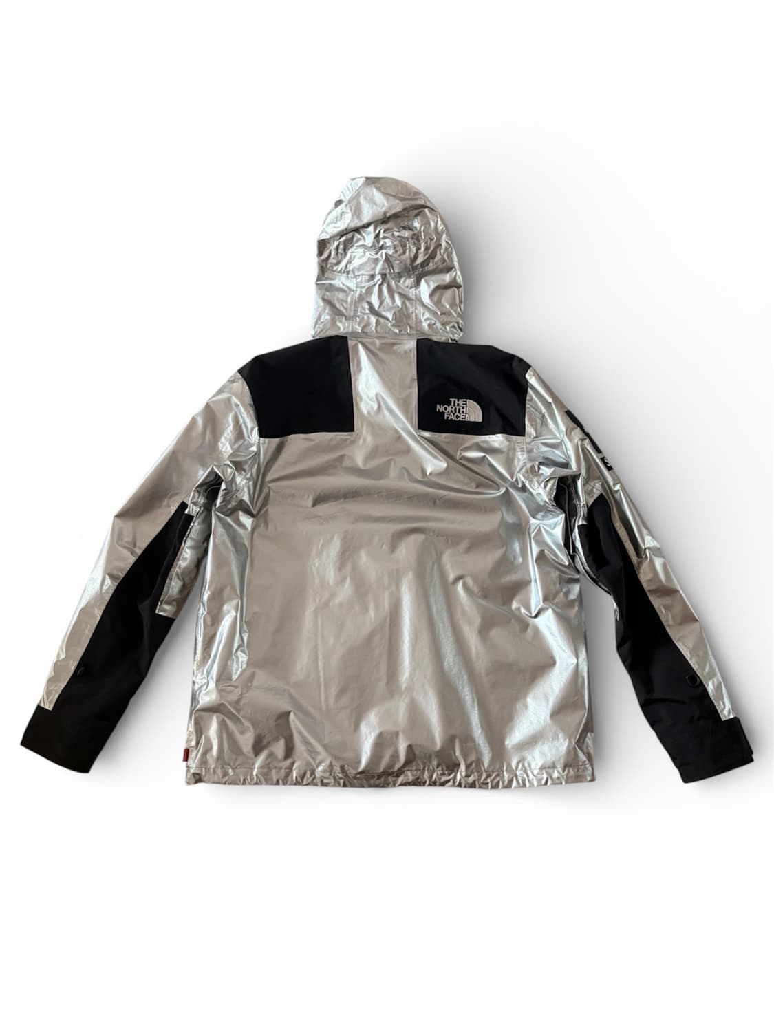 슈프림 x 노스페이스 메탈릭 마운틴 파카 실버 상품이미지2