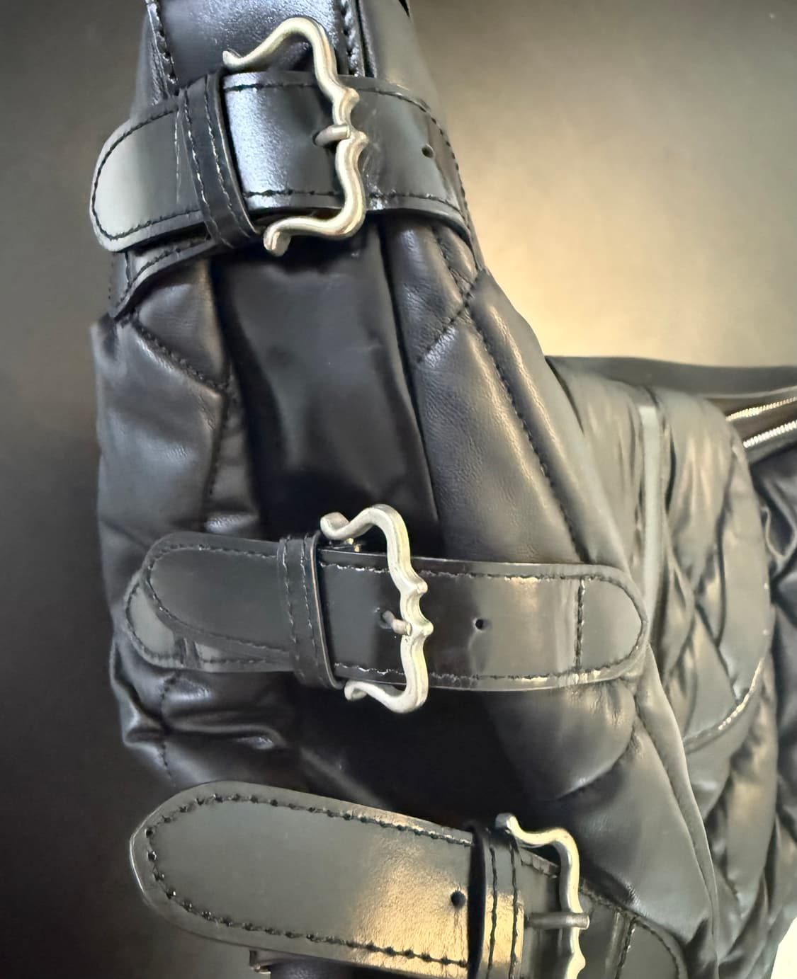 EENK 잉크 HIND 버클 호보백 블랙 상품이미지4