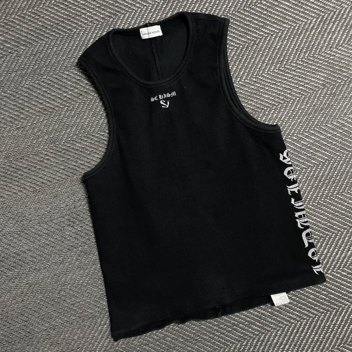  스키즘 인듀싱 로고 디테일 머슬 탑 슬리브 리스y 5147 상품이미지1