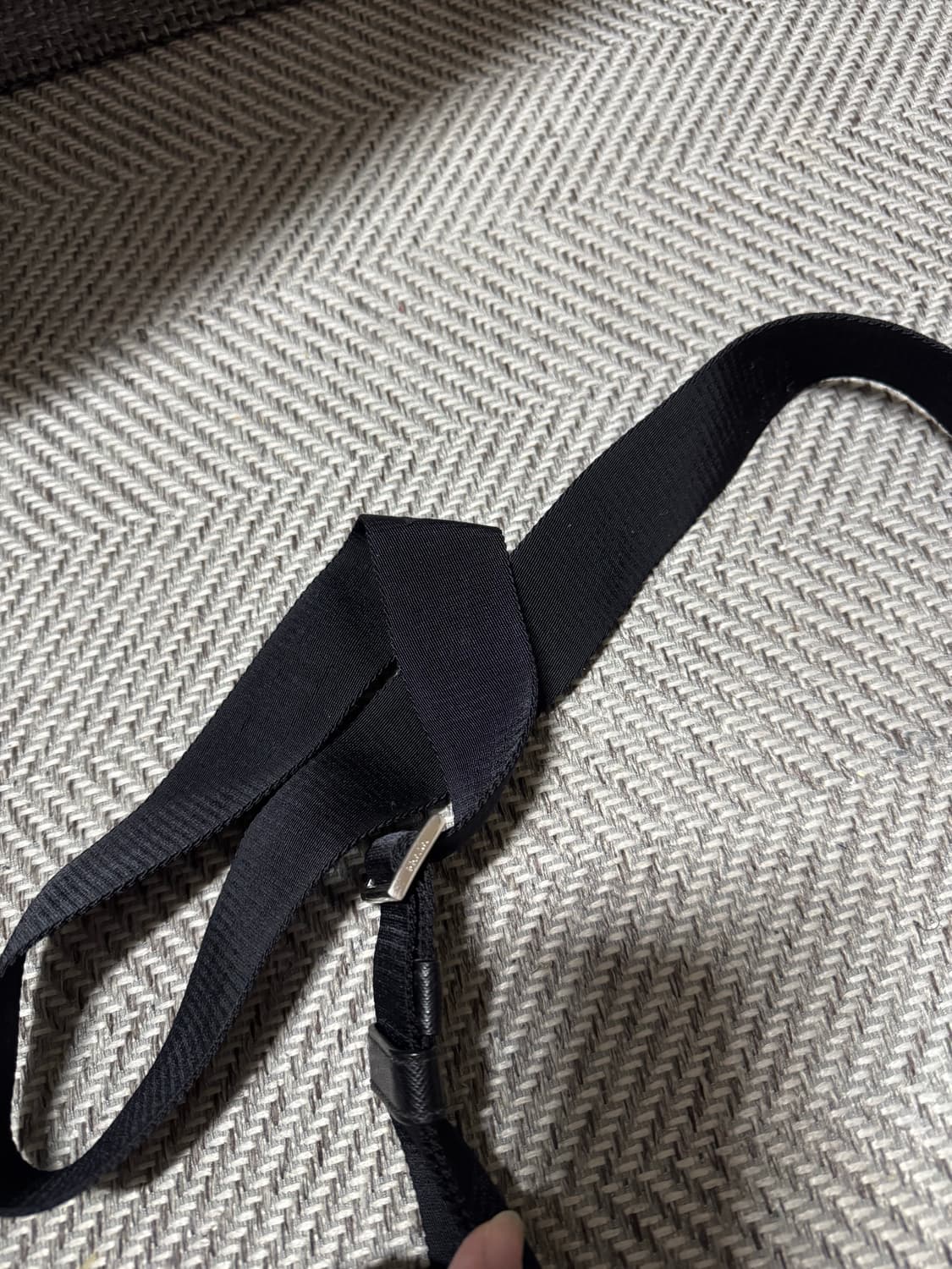 프라다 리나일론 크로스백 상품이미지2