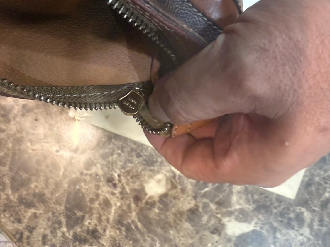 정품 셀린느 마카담 쇼퍼백 팝니다 상품이미지7