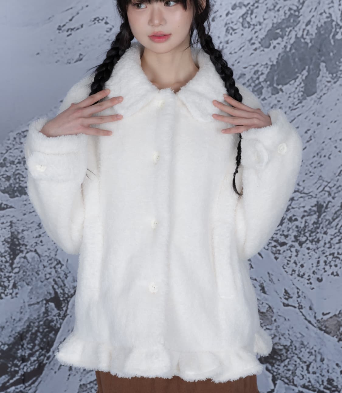 나이엔 플라워 프릴 에코 퍼 코트 상품이미지1