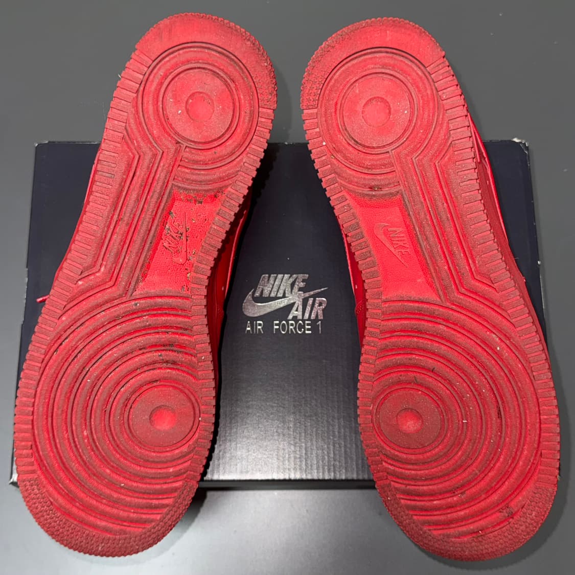 나이키 에어포스 1 ‘07 LV8 트리플 레드 280 상품이미지5