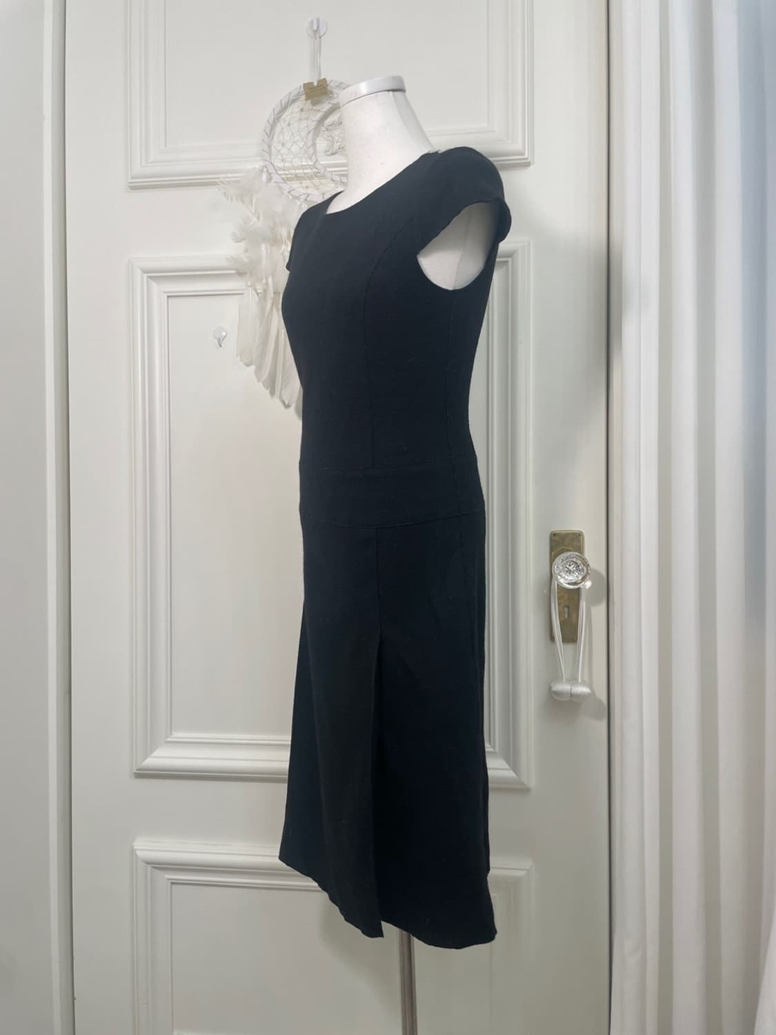 UNTITLED black wool princess line crysta 상품이미지2