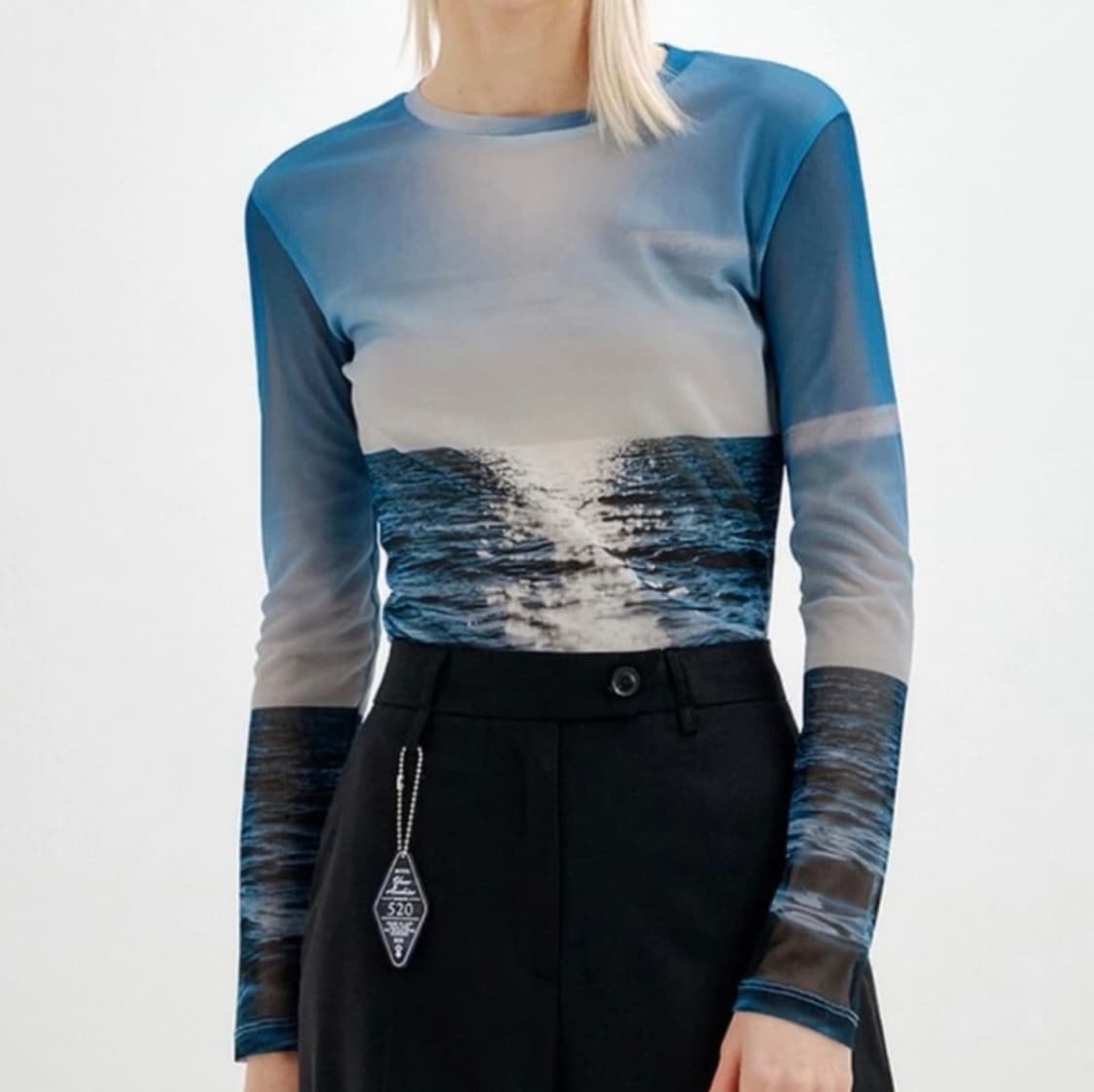 유즈 MESH FULL PRINT T-SHIRT 상품이미지3