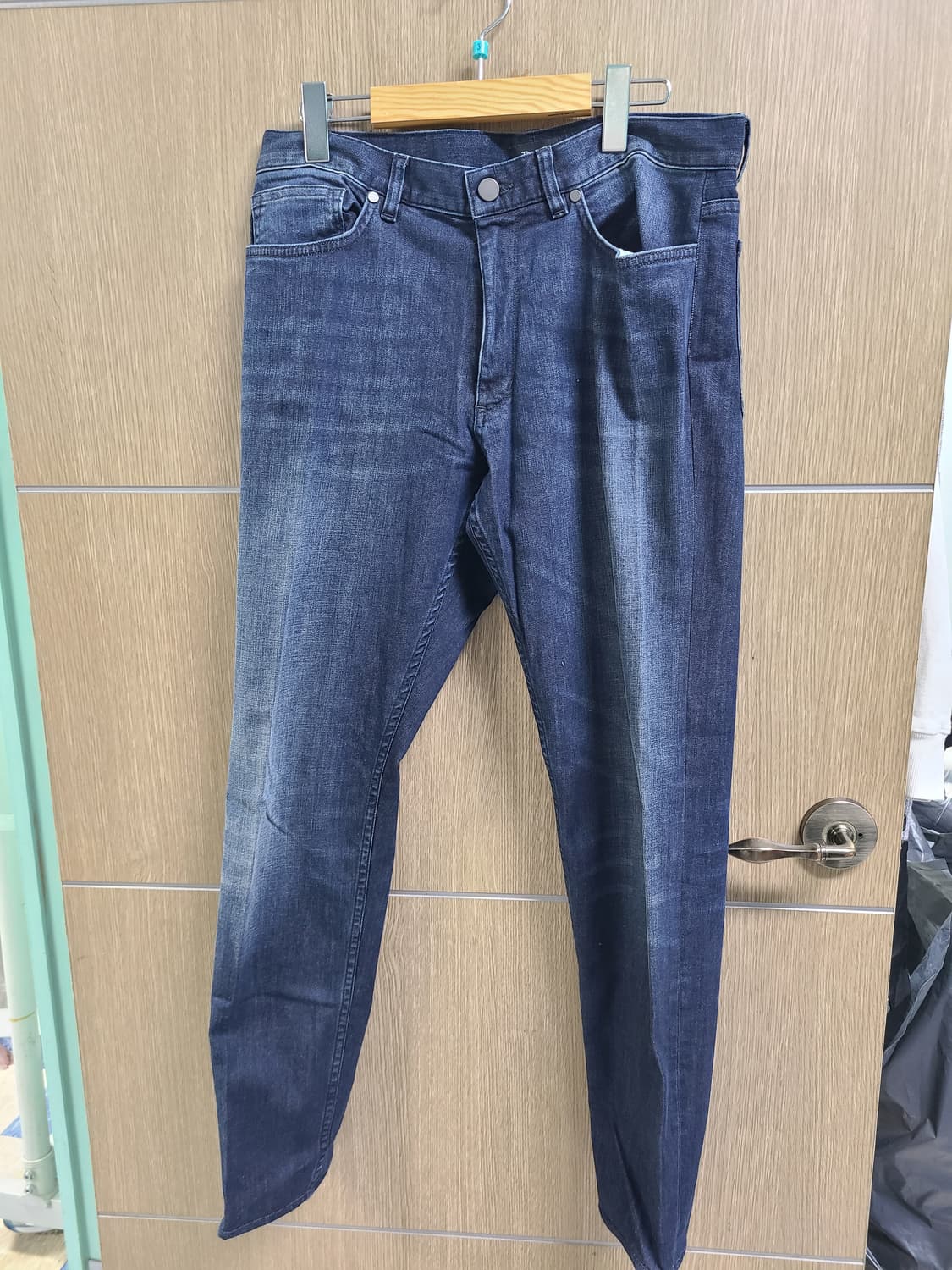 띠어리 남성 데님 청바지 진청 색상 34 상품이미지1