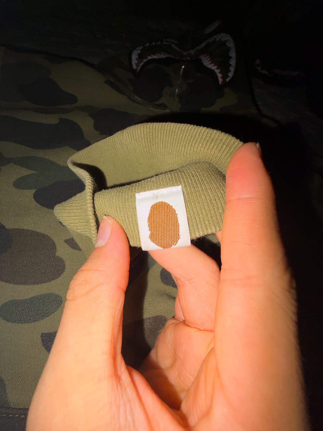 [정품] 베이프 샤크후드 PONR 녹계 상품이미지6