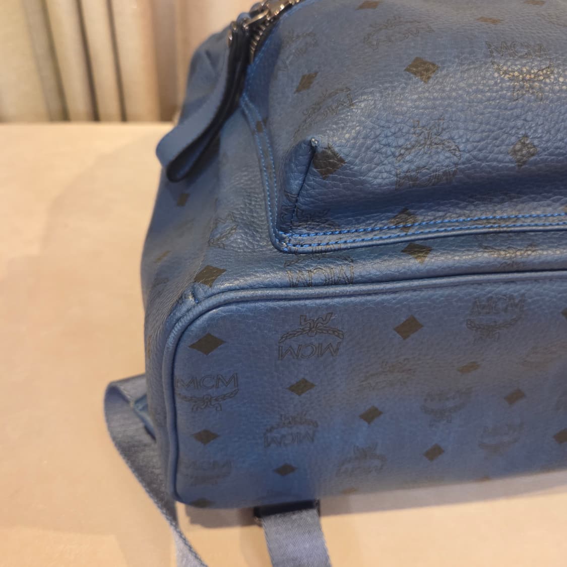 mcm 비세토스 스터드 백팩 상품이미지7