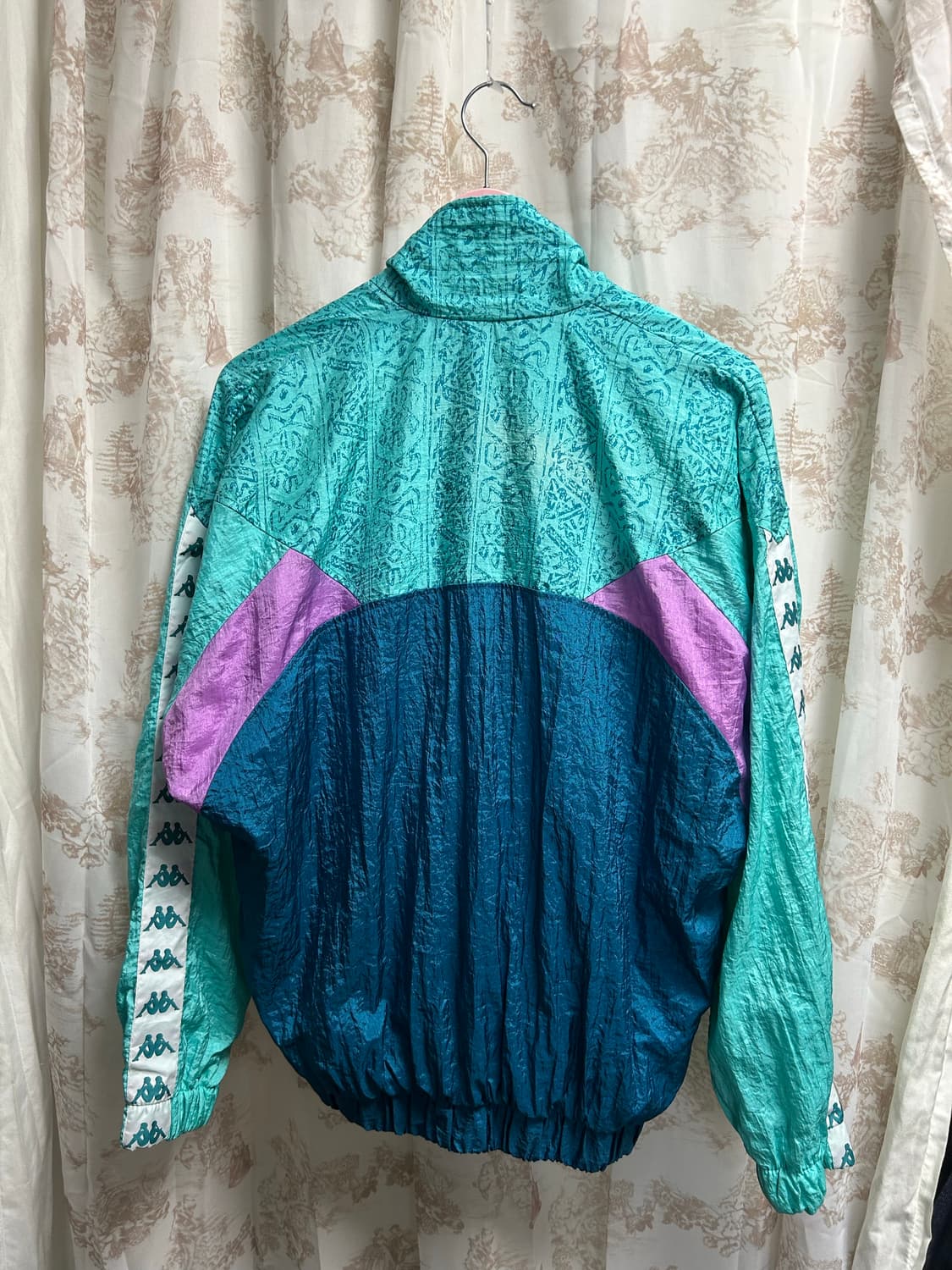 카파 90s 올드스쿨 사이키델릭 바람막이 져지⁠ 상품이미지5