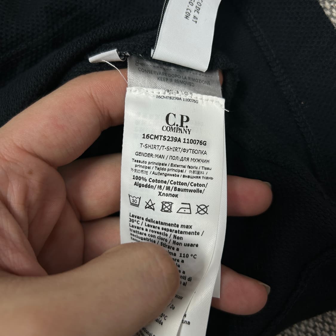 CP컴퍼니 와플 자수 빅로고 반팔(XL) 상품이미지5