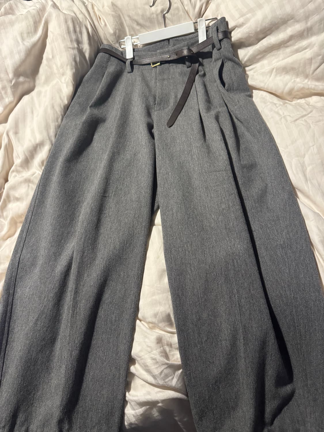 렉토 25fw 퀸시 울 팬츠 m size grey 상품이미지1