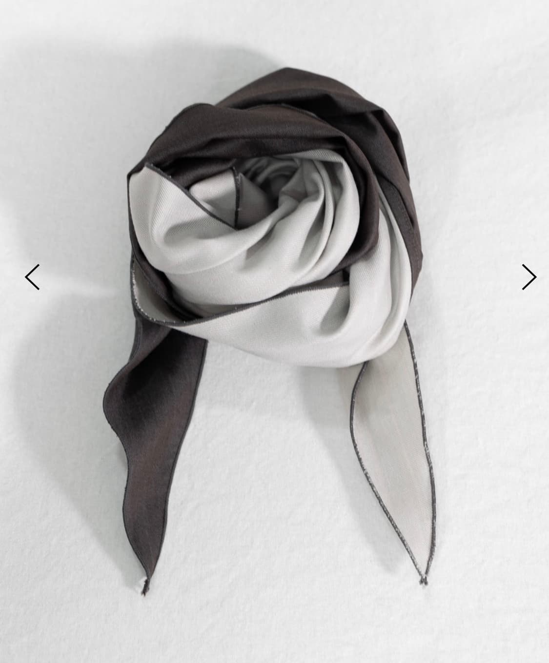 Seam scarf (Silky grey / Silky brown) 상품이미지1