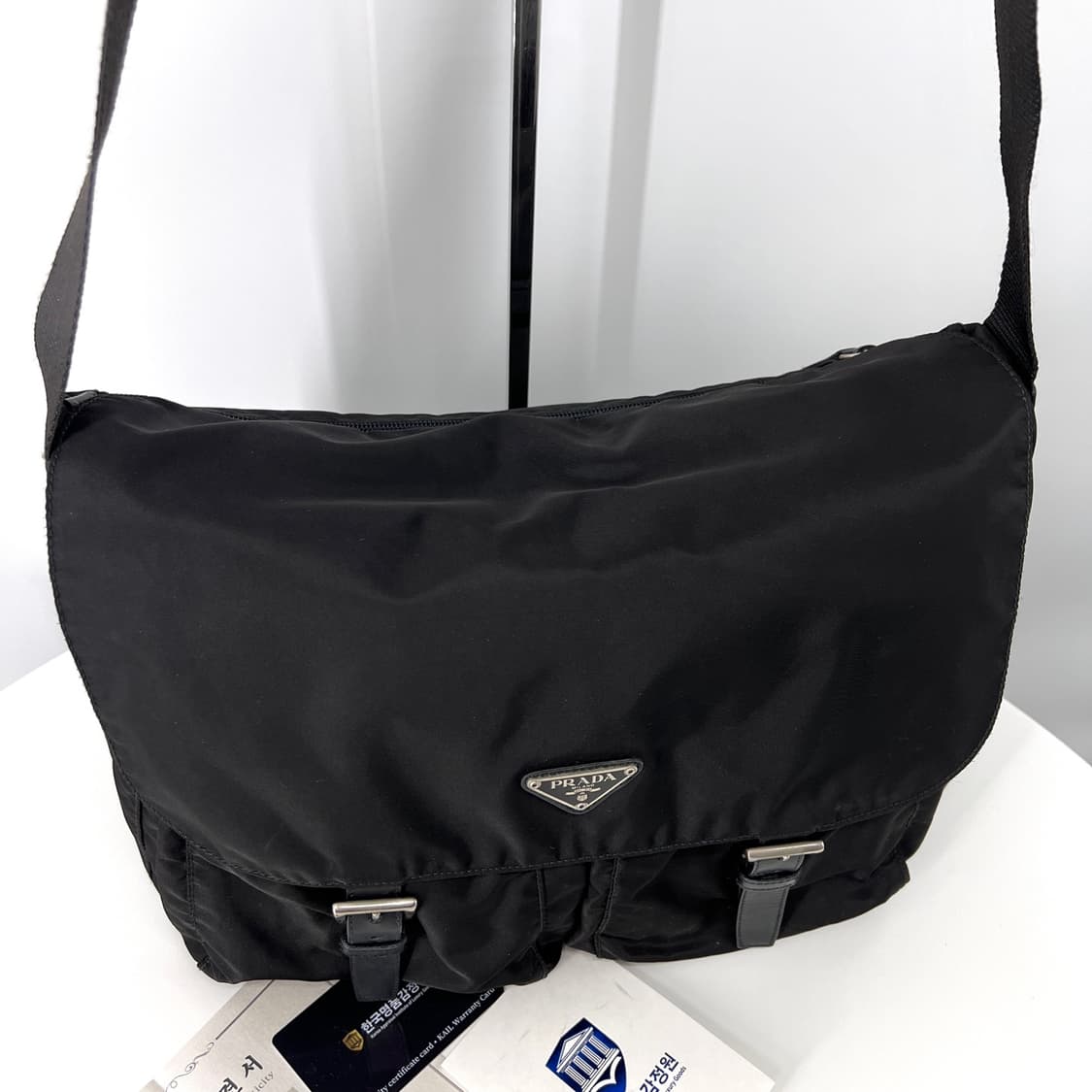 [감정완료] 프라다 나일론 삼각로고 메신저백 크로스백 블랙 상품이미지5