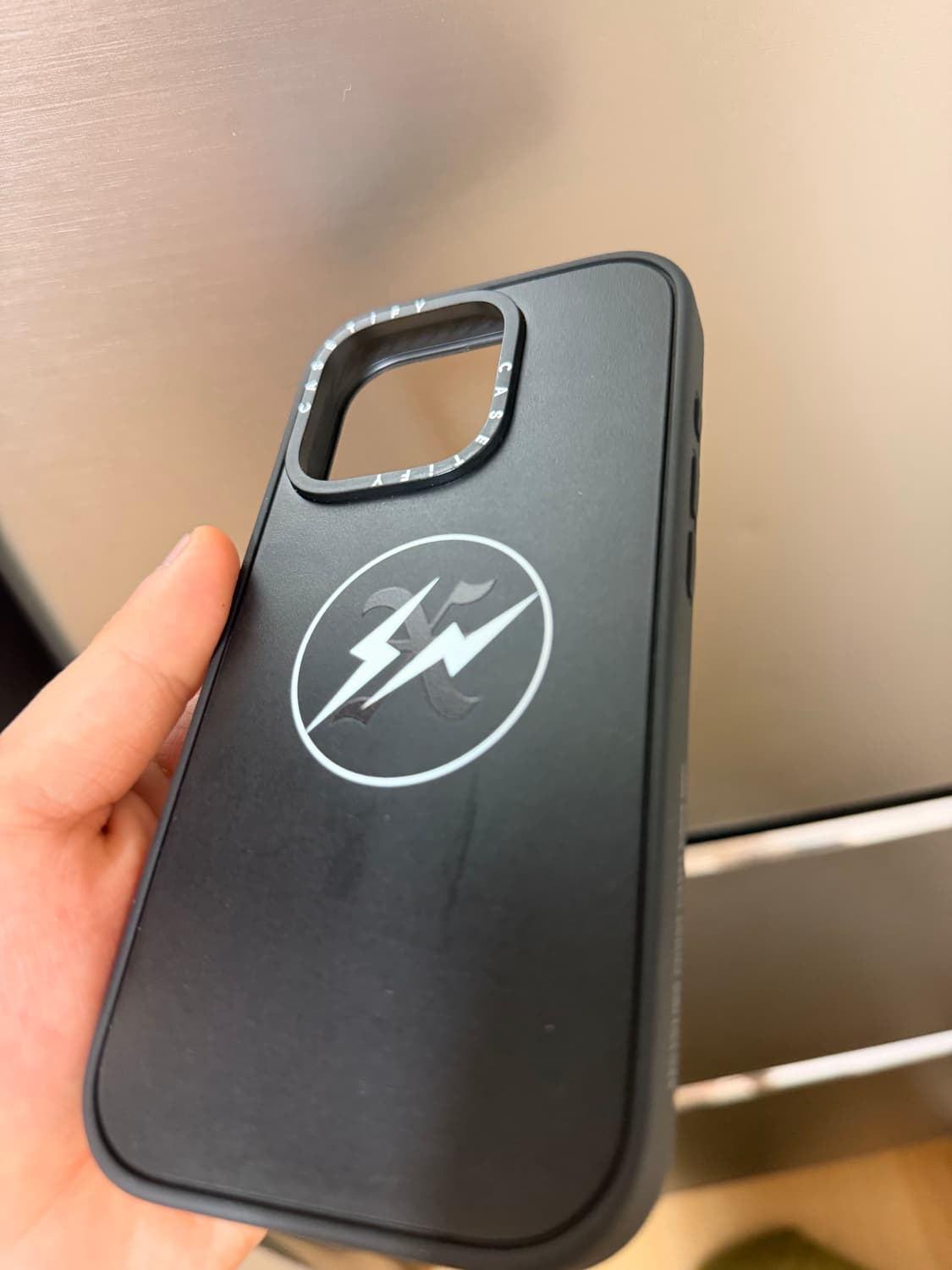 아이폰 16pro 프라그먼트 갓셀렉션 케이스티파이 상품이미지3