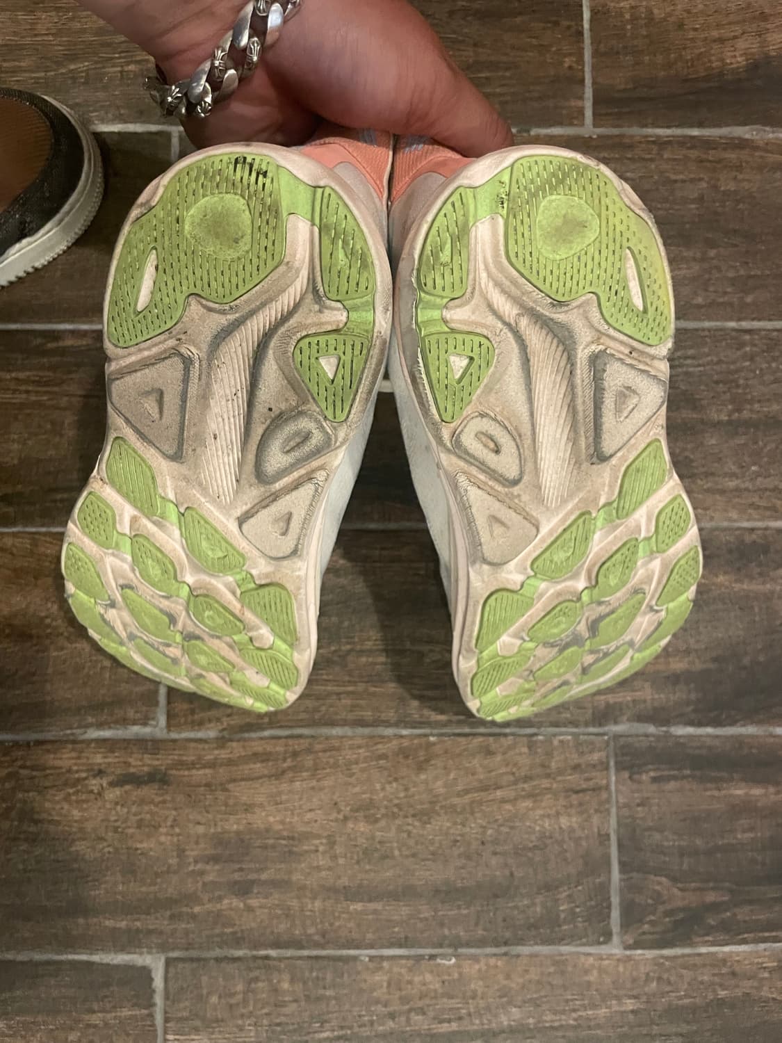 호카운동화245~240 상품이미지5