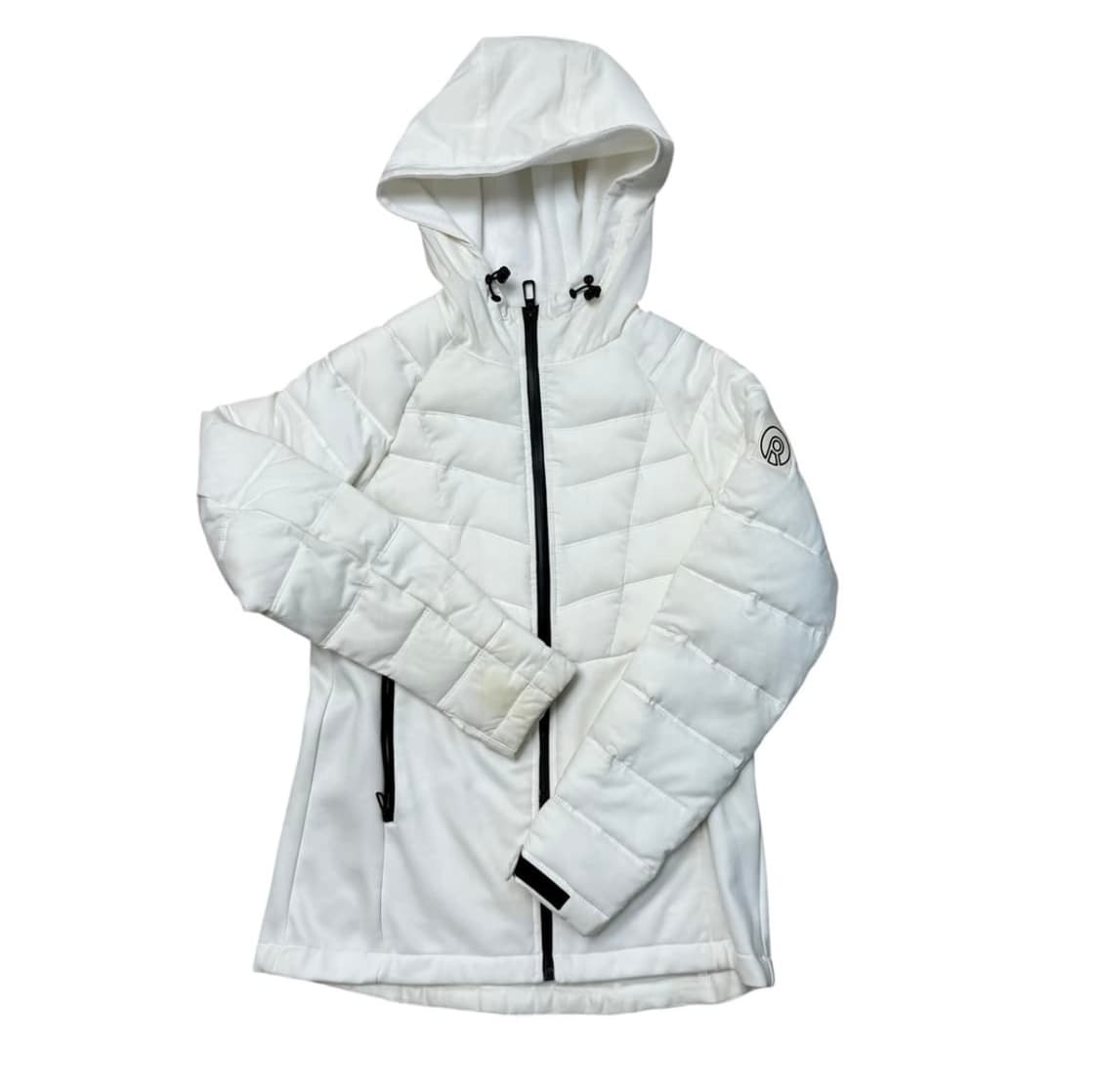 비욘드클로젯 패딩 상품이미지1