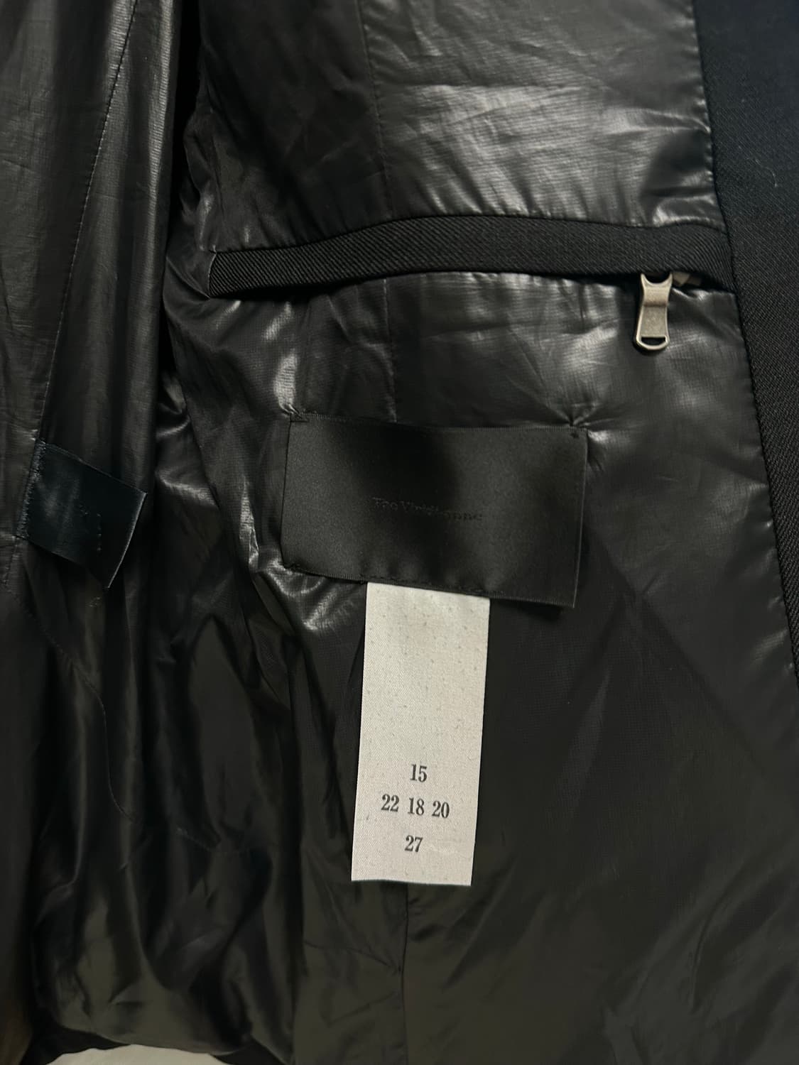 더 비르디안느 블랙 패딩 사이즈 2 상품이미지5