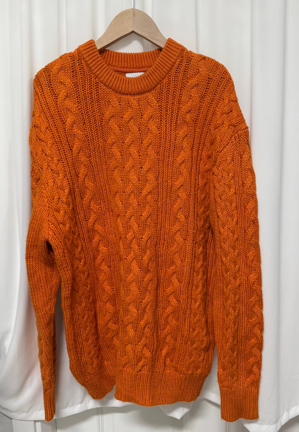 H&M 오렌지 니트스웨터 상품이미지1