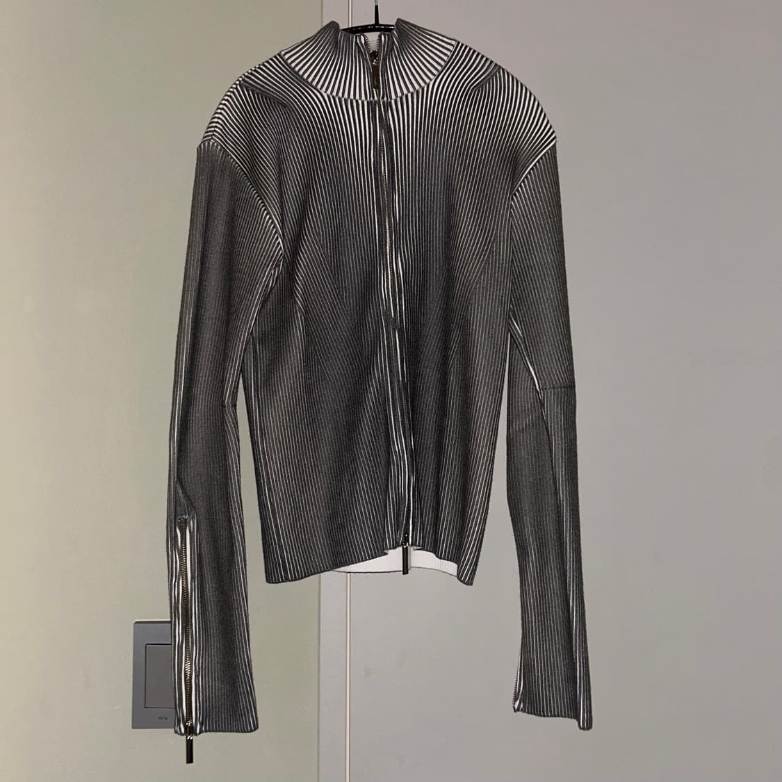 나체 SMUDGE KNIT ZIP-UP (UNISEX) MUD KHAKI 상품이미지4