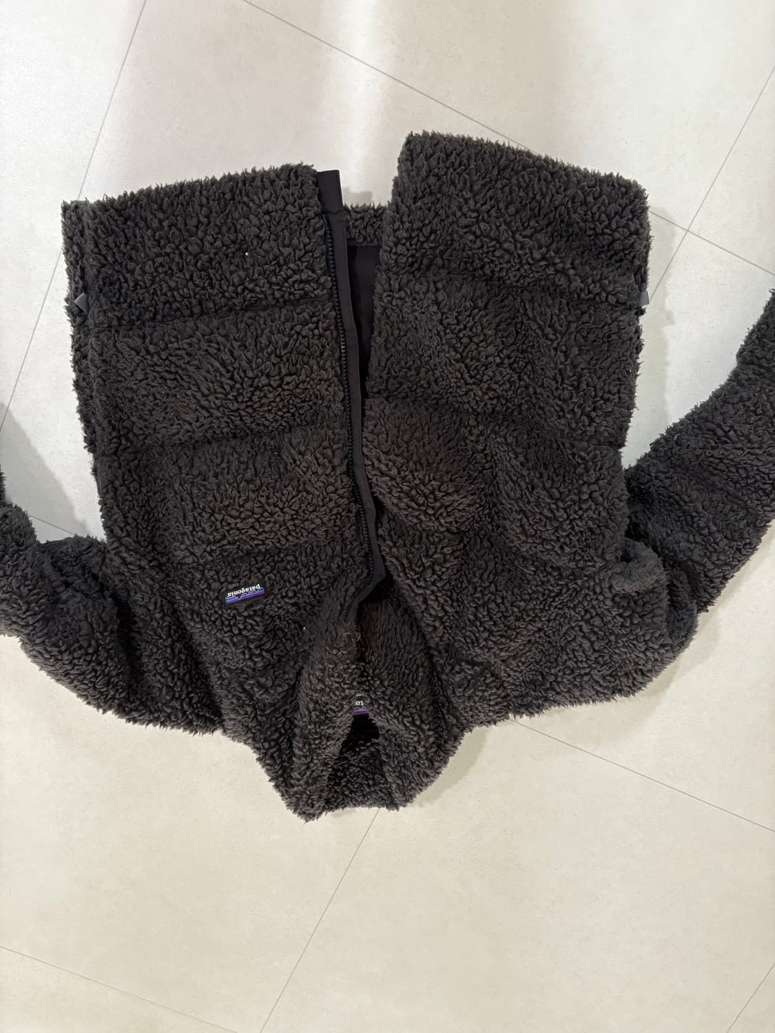 파타고니아 우먼즈 리사이클드 하이 파일 플리스 다운 재킷 블랙m 상품이미지2