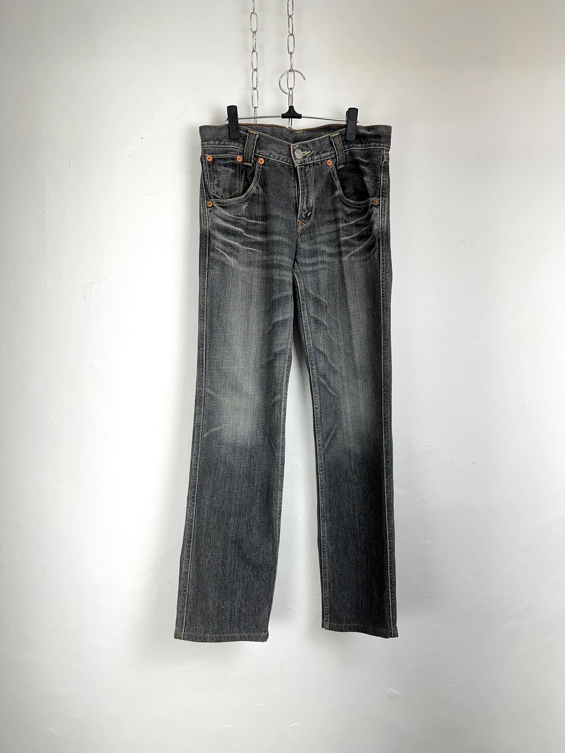 Levi’s 2000s 702 Gray Wash Denim Pants 상품이미지4